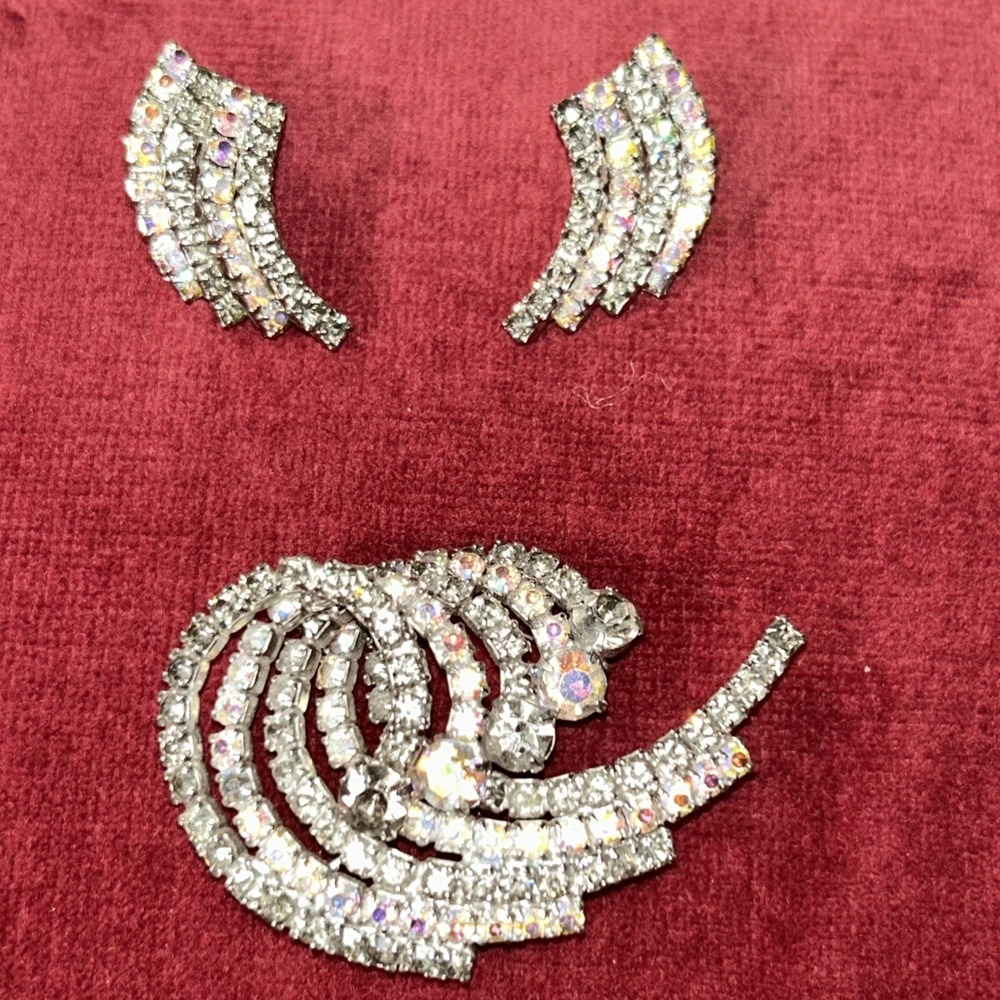 Vtg Stunning KRAMER OF NEW YORK Vintage Aurora Borealis Brooch & Earring Set 352